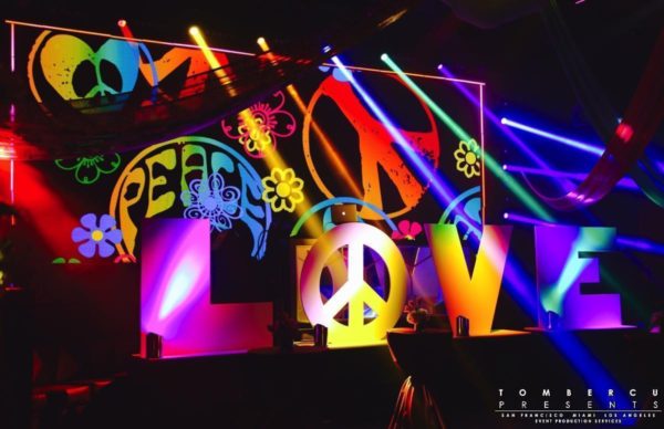 theme party decorations